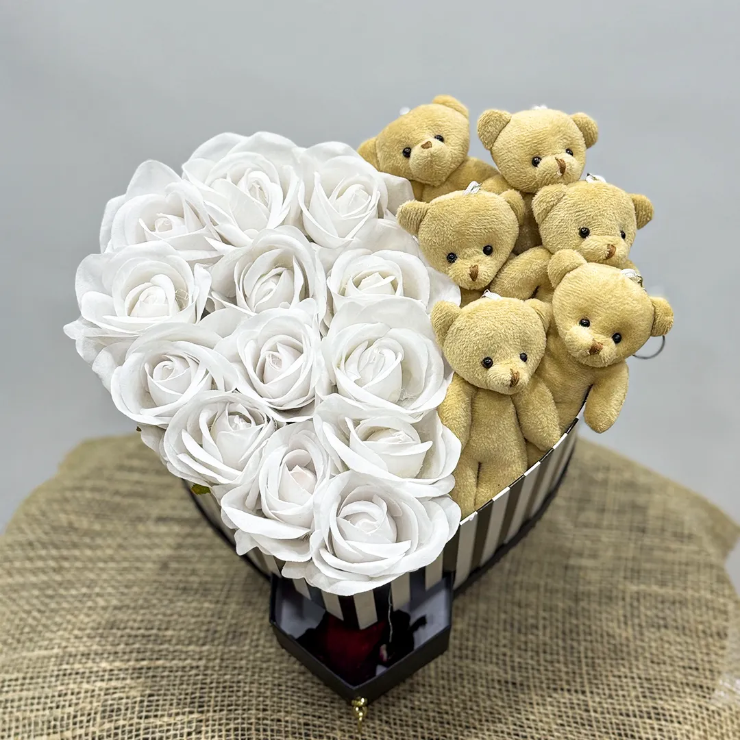Yapay Beyaz Gül-Peluş Ayı Kutu